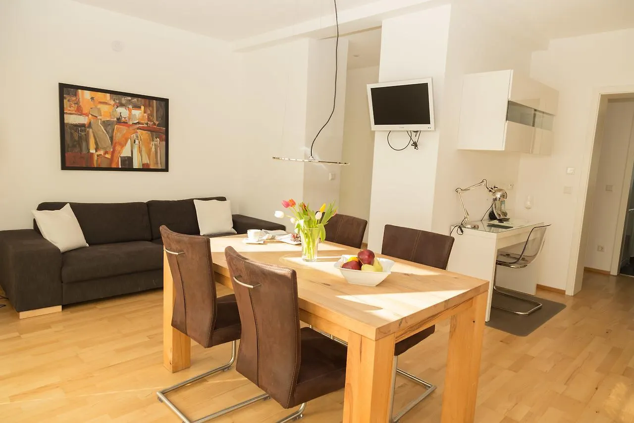 Paleo Finest Serviced Apartments Munich